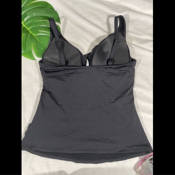 NEW $105 Sea Level Cross Front Tankini‎ Top in Black [SZ 10 US ] - Picture 9 of 12